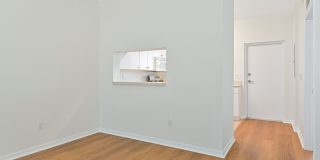 ~2 bed/2 bath UPDATED condo at The Cove on Six Mile Gallery 6