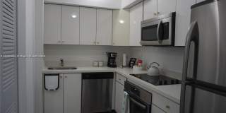 810 7th St Gallery 5