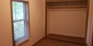 2 Bedroom / 1 Bath House in GREAT Location! Gallery 10