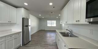 116 NW 2nd Ave Gallery 1