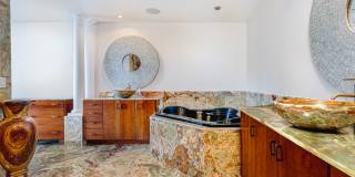 LUXURY Penthouse featuring a Custom Private Wine Cellar LUXURY Penthouse featuring a Custom Private Wine Cellar Gallery 19