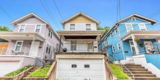 224 Bank Avenue Gallery 3