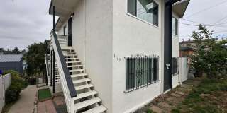 Newly Remodeled - 2 Bedroom/1 Bath...Downstairs Unit Gallery 1