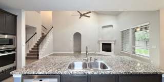 4 Bedroom Home with Pool in Kinder Ranch! Gallery 10
