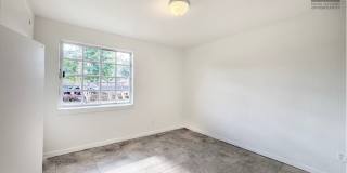 3422 East Culver Street Gallery 12