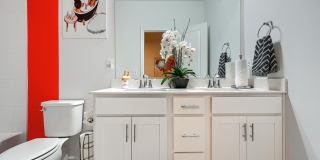 2596 NEABSCO COMMON Place Gallery 44