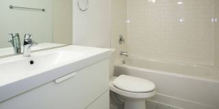 5507-5509 S Hyde Park Boulevard Gallery 4
