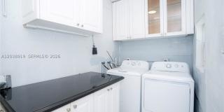 16990 NE 5th Ct Gallery 21