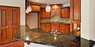 Very Nice 3 Bedroom 2.5 Bathroom House + Office Gallery 8