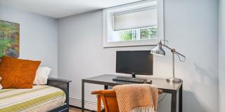 Charming Furnished Basement Unit in Regis – Northwest Denver Gallery 18