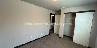 3 bed house behind Crown Pointe Park! Gallery 7