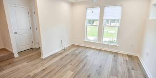 Beautiful New Construction 3/2.5 Home, Located off Centerville in Canopy Subdivision Gallery 8