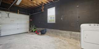 PINEWELL Gallery 31