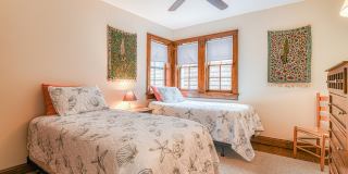 26 Atlantic Avenue Gallery 34