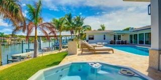 807 SNUG Island Gallery 28
