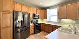 AVAILABLE NOW!! 2 Bedroom 2 Bathroom Home in 55+ Community in BEAUMONT! Gallery 6