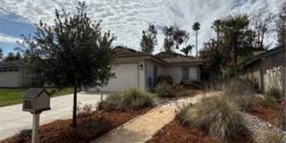 Charming single-story home Gallery 3