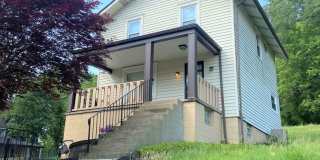 Recently Updated 2 Bedroom House in Verona.  Available October. Gallery 1