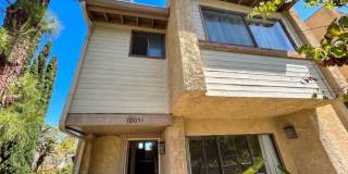 Charming End-Unit Townhome in the Heart of Chatsworth Charming End-Unit Townhome in the Heart of Chatsworth Gallery 1