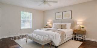 4505 Gilbert St Gallery 9