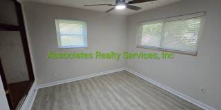 Beautiful 3 Br/1 Ba in  Carol Estates Gallery 1