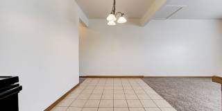 !!50 Percent off your 1st Months Rent!! Spacious 1BD/1BTH Apartment with a Private Balcony in the Heart of Norman! Gallery 12
