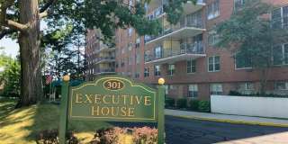 301 Beech Street 1H Gallery 1