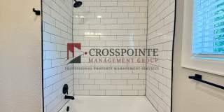Newly Renovated 2 Bedroom, 1 Bathroom Home! Gallery 16