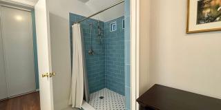 Available 8/1. Beautiful FURNISHED End-Unit Townhome in Central Mt Pleasant! Gallery 13