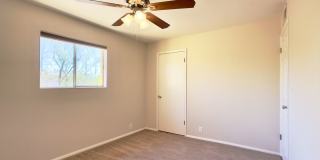 1913 E El Parque Drive Gallery 6