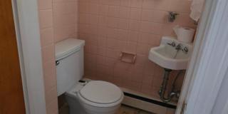 3 bedroom 1.5 bathroom Gallery 6
