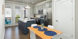 Fully furnished 1 bedroom! Gallery 19