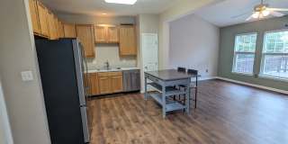 Beautifully maintained townhouse in Whittier available mid May! Beautifully maintained townhouse in Whittier available mid May! Gallery 4