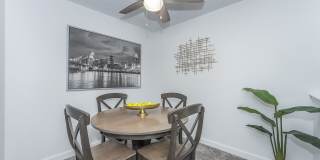 Galbraith Pointe Apartments and Townhomes Gallery 18