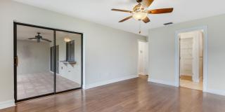 ** GOLDEN GATE CITY ** 3 BED + DEN / 2 BATH - FENCED YARD - NO HOA! - ANNUAL RENTAL Gallery 14
