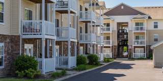Warner West Apartments Gallery 27