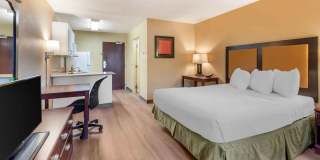 Los Angeles - Ontario Airport Gallery 34