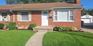 Charming 2 bedroom brick ranch Gallery 1