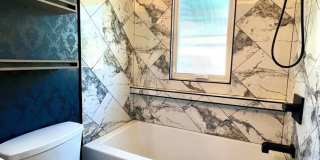 Spacious 4BR House in Edgewater Gallery 64