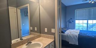 Modern 2-Bedroom, 2-Bath Home Gallery 10