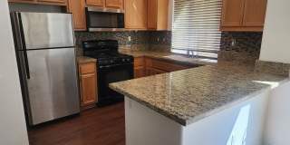 2 Bedroom Townhome w/Attached 1 Car Garage. Gated Community with Assoc Pool! Gallery 6