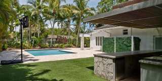 8745 SW 182nd Ter Gallery 49