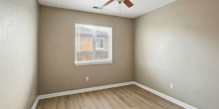 Updated Home in Sunnyside! Gallery 24