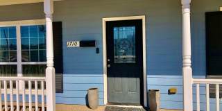3BR/3BA House Near Campus Gallery 3