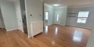 Stunning 4 Bedroom, 2.5 Bath Home Just 3 Blocks to Chesapeake Bay Gallery 17