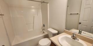 2010 Grassy Banks Drive Gallery 7