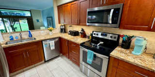 Resort Living- Large 2 bed 2 bath Condo at Kaanapali Royal Gallery 20