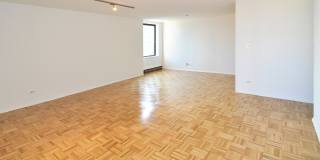1623 Third Avenue Gallery 9