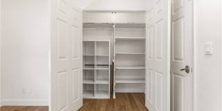 20305 Aetna Gallery 32