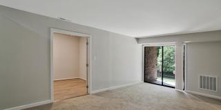 15 SILVERWOOD Circle Gallery 9